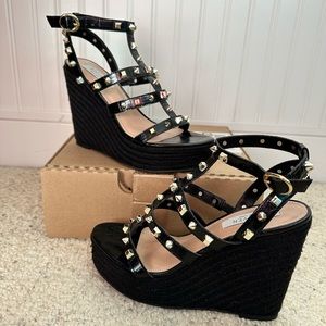 NIB Steve Madden Wedges size 7